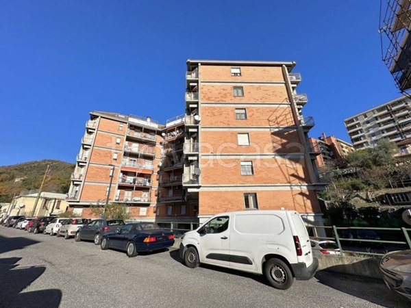 appartamento in vendita a Genova in zona Molassana
