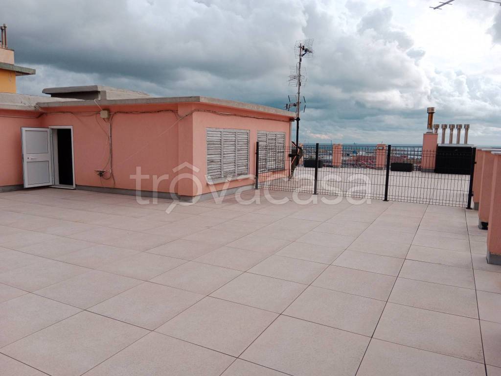 appartamento in vendita a Genova in zona Cornigliano