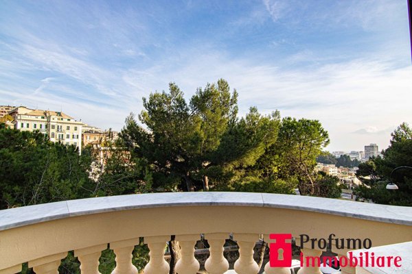 appartamento in vendita a Genova in zona Castelletto