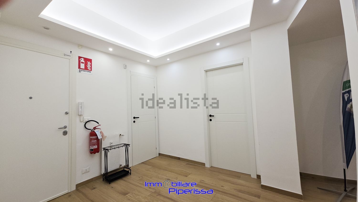 appartamento in vendita a Genova in zona Foce