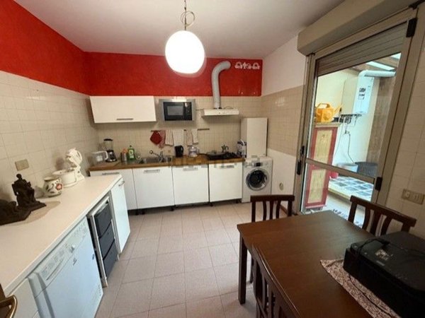 appartamento in vendita a Genova in zona Palmaro / Pra'