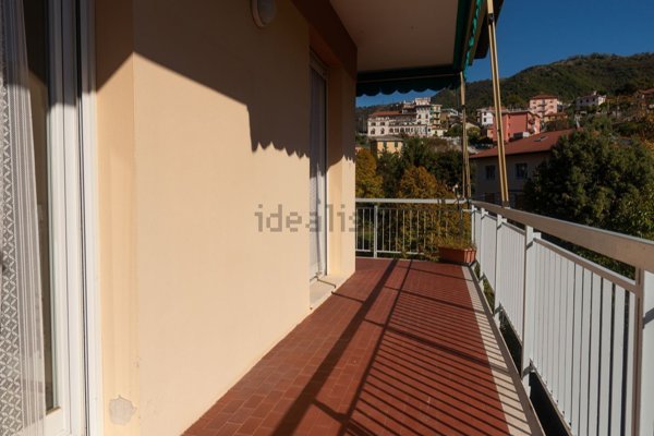 appartamento in vendita a Genova in zona Molassana