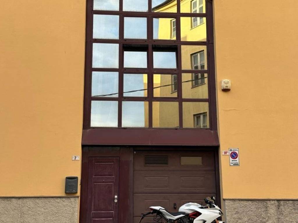 appartamento in vendita a Genova in zona Lagaccio / Granarolo