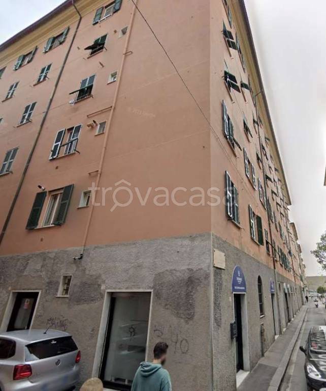 appartamento in vendita a Genova in zona Sestri Ponente