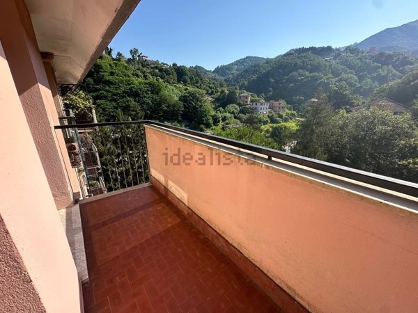 appartamento in vendita a Genova in zona Bolzaneto