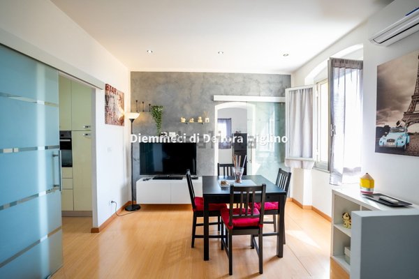 appartamento in vendita a Genova in zona Sestri Ponente