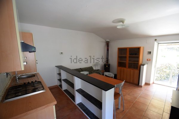 appartamento in vendita a Genova in zona Voltri