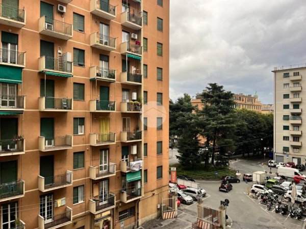 appartamento in vendita a Genova in zona Marassi