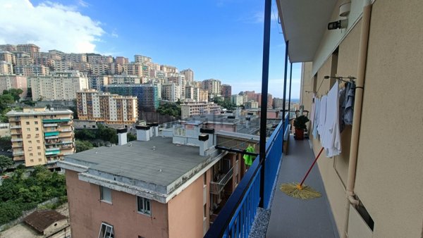 appartamento in vendita a Genova in zona Lagaccio / Granarolo