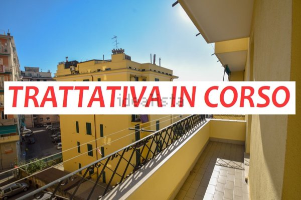 appartamento in vendita a Genova in zona Palmaro / Pra'