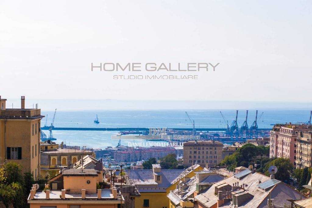 appartamento in vendita a Genova in zona Castelletto