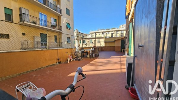 appartamento in vendita a Genova in zona Marassi