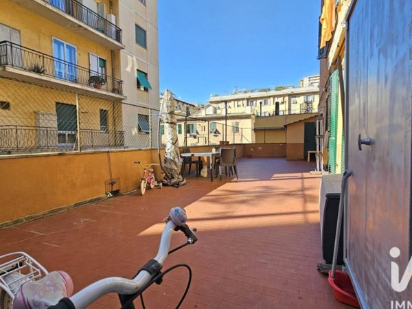 appartamento in vendita a Genova in zona Marassi