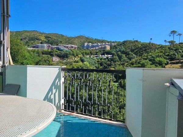 appartamento in vendita a Genova in zona Pegli