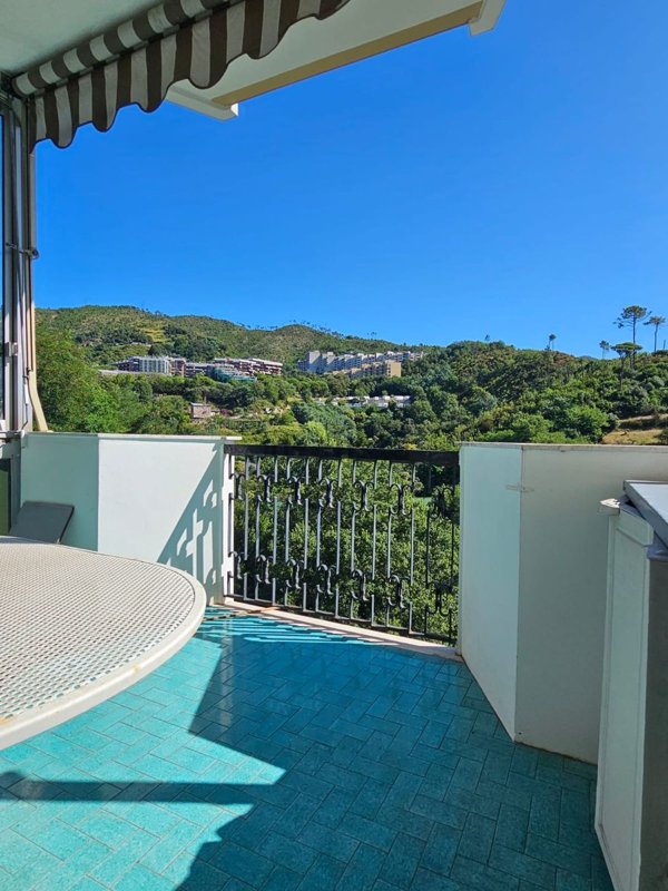 appartamento in vendita a Genova in zona Pegli