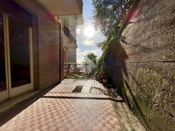 quadrivano in vendita a Genova in zona Pegli