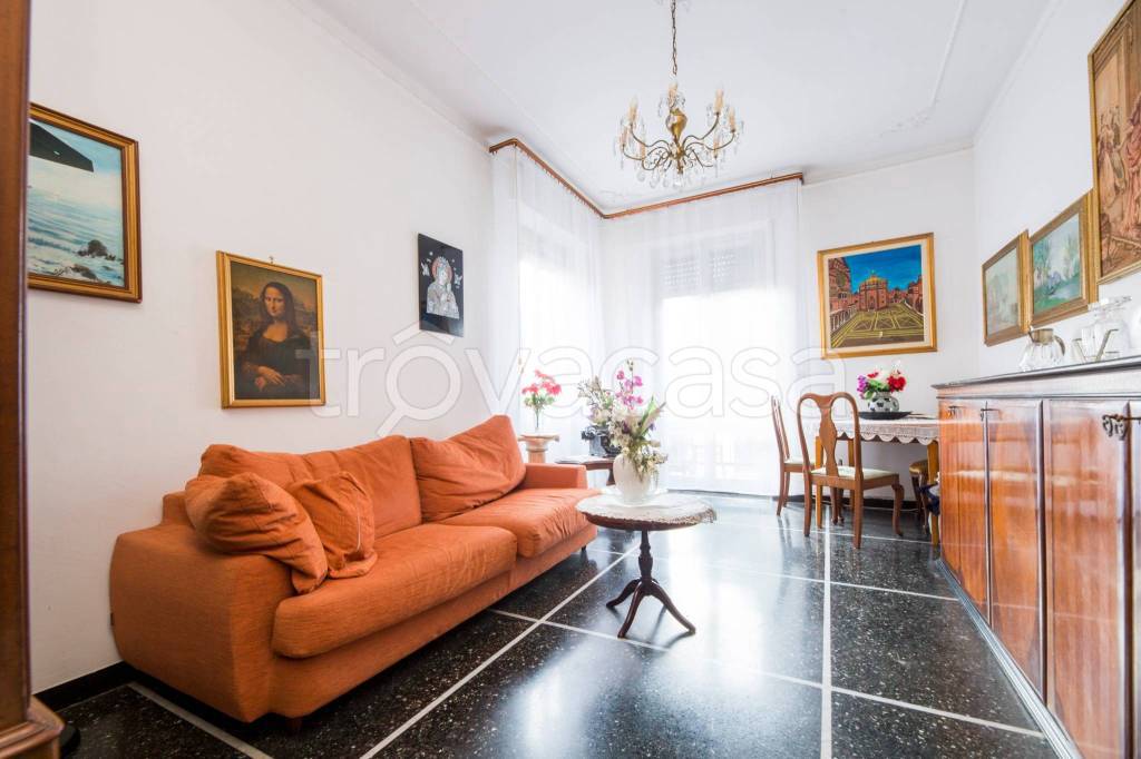 appartamento in vendita a Genova in zona Palmaro / Pra'