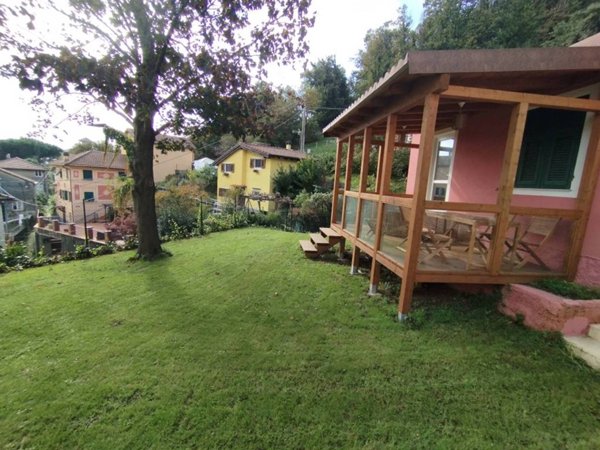 casa indipendente in vendita a Genova in zona Pontedecimo