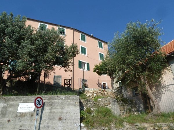 appartamento in vendita a Genova in zona Apparizione