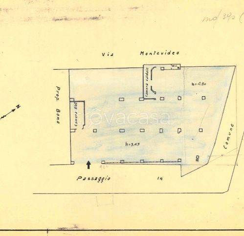 negozio in vendita a Genova in zona Foce
