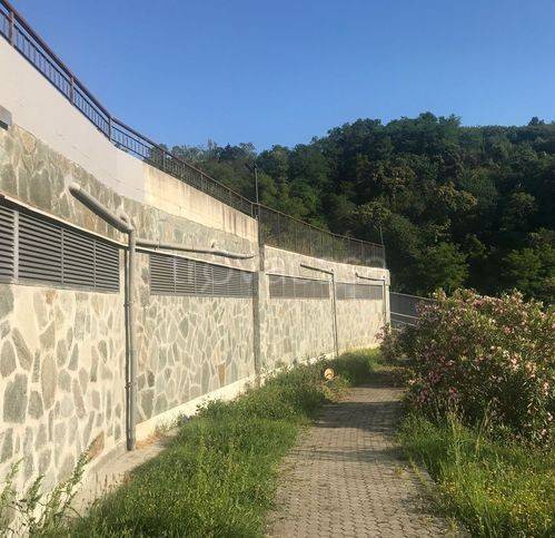 appartamento in vendita a Genova in zona Rivarolo