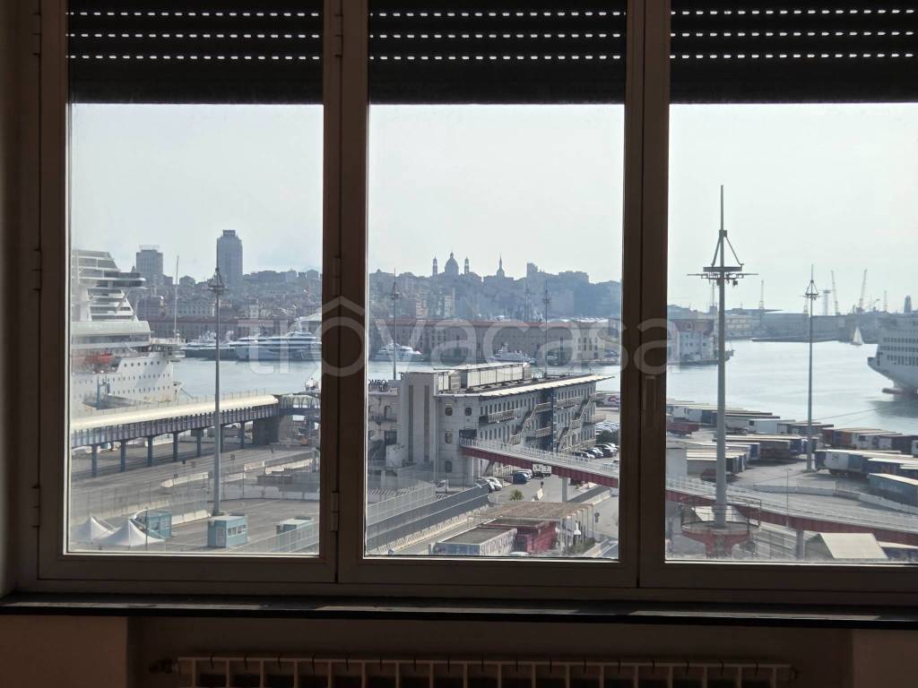 appartamento in vendita a Genova in zona DiNegro