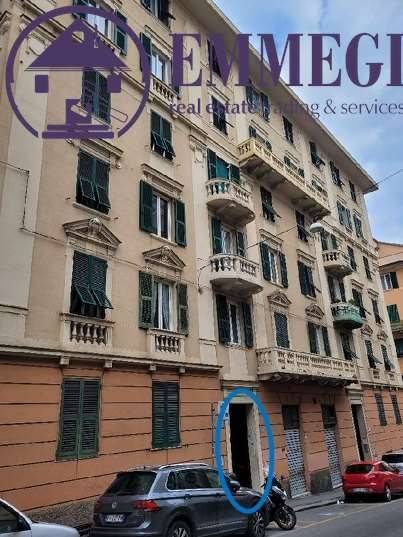 appartamento in vendita a Genova in zona Sampierdarena