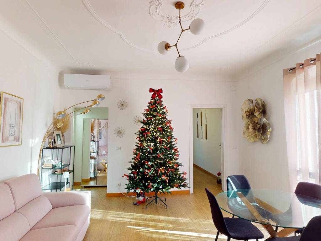 appartamento in vendita a Genova in zona Sestri Ponente