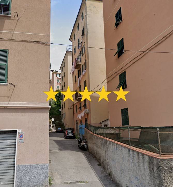 appartamento in vendita a Genova in zona Rivarolo