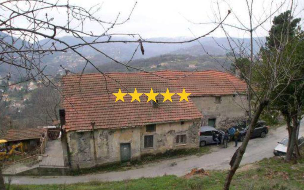 casa indipendente in vendita a Genova in zona Pontedecimo