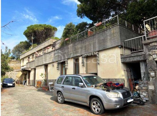 casa indipendente in vendita a Genova in zona Nervi