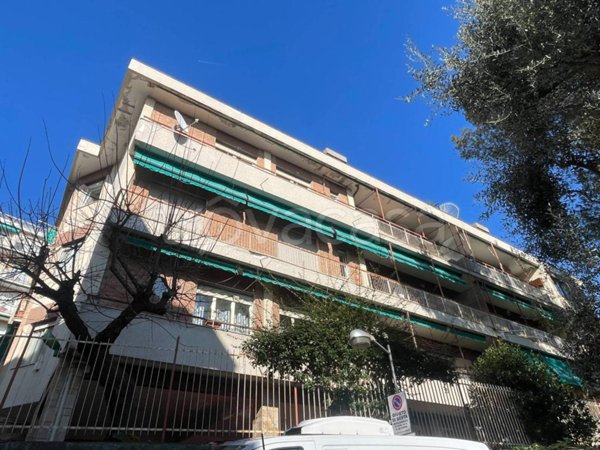 appartamento in vendita a Genova in zona Pegli