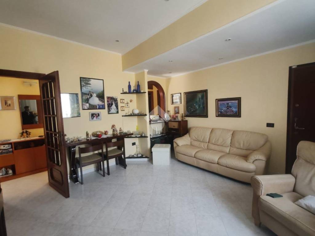 appartamento in vendita a Genova in zona Sampierdarena