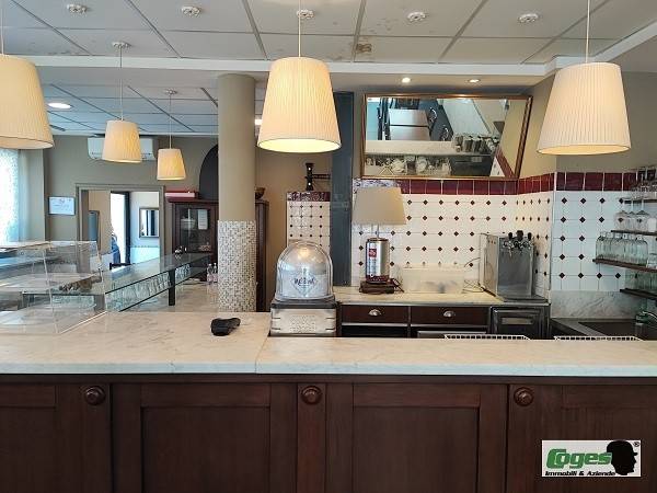 negozio in vendita a Genova in zona Sampierdarena