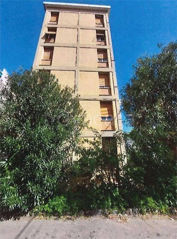 appartamento in vendita a Genova in zona Sestri Ponente