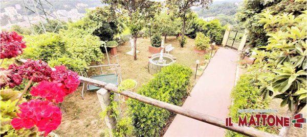 casa indipendente in vendita a Genova in zona Bolzaneto