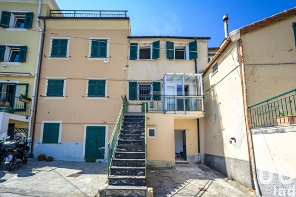 casa indipendente in vendita a Genova