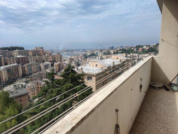 appartamento in vendita a Genova in zona Oregina
