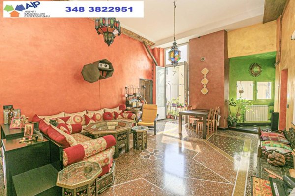 appartamento in vendita a Genova in zona Sottoripa / Maddalena / Molo