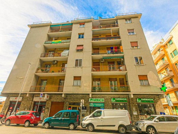 appartamento in vendita a Genova in zona Lagaccio / Granarolo