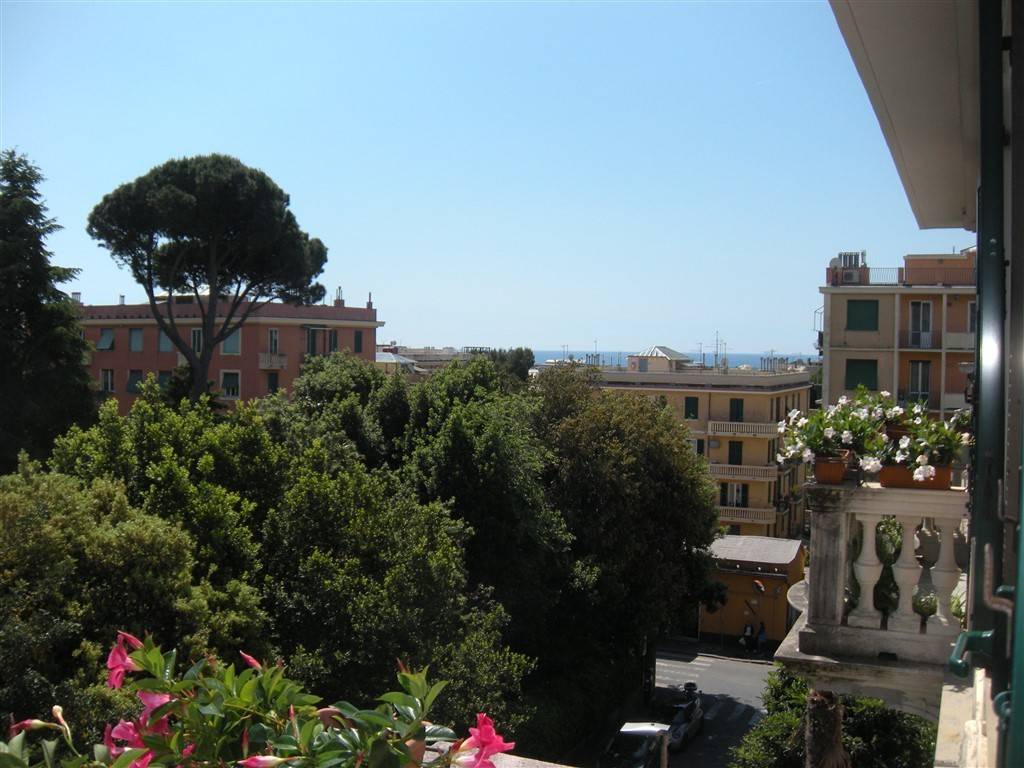 appartamento in vendita a Genova in zona Albaro