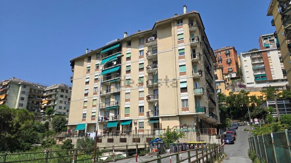 appartamento in vendita a Genova in zona Apparizione