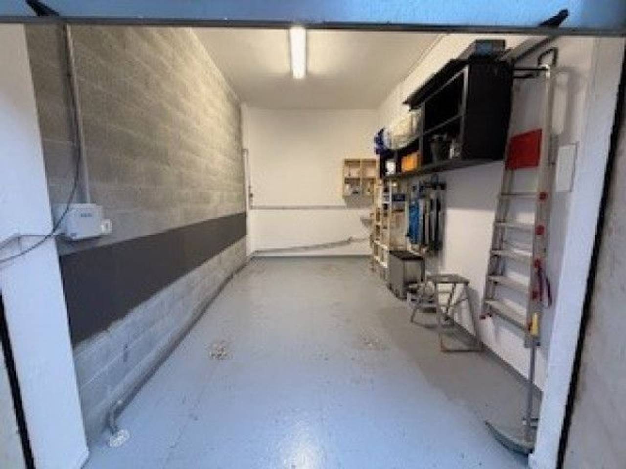 negozio in vendita a Genova in zona Palmaro / Pra'