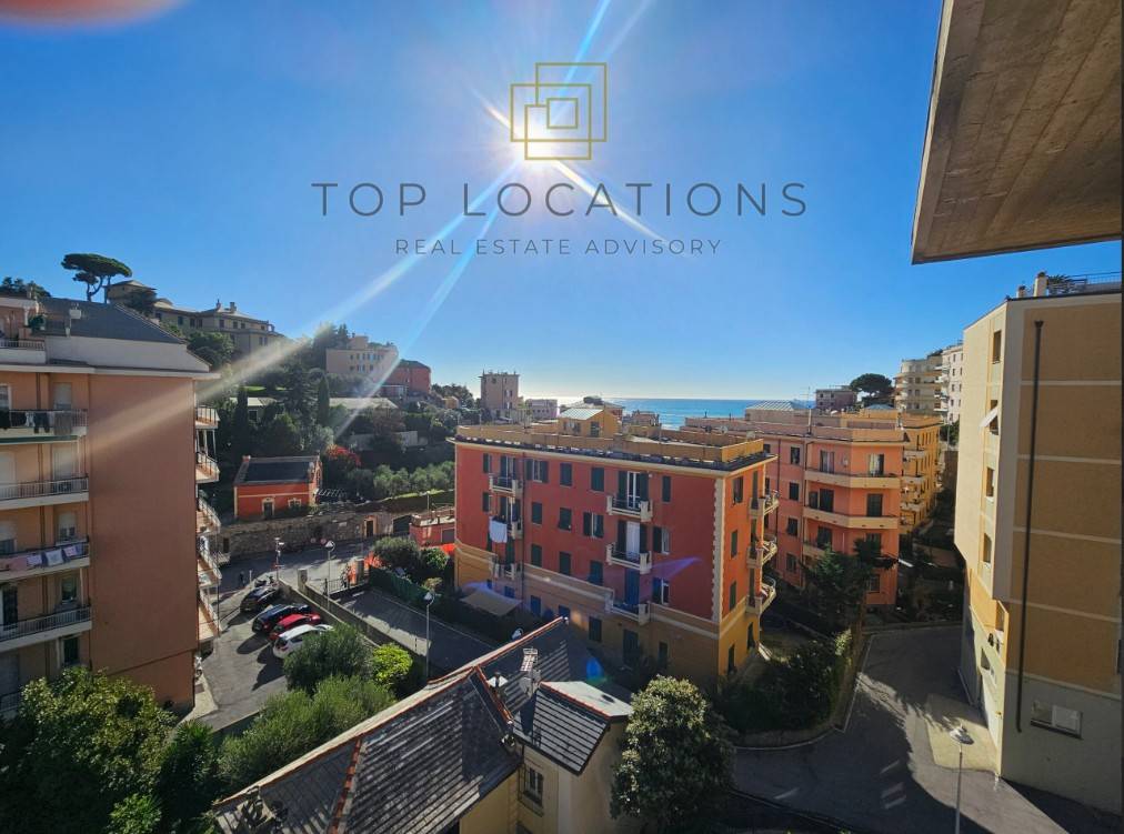 appartamento in vendita a Genova in zona Sturla