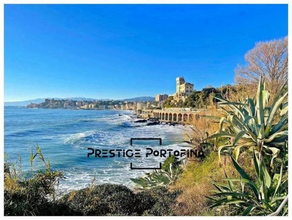 appartamento in vendita a Genova in zona San Vincenzo