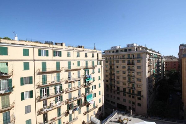 appartamento in vendita a Genova in zona Carignano