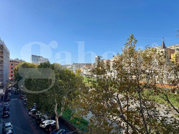 appartamento in vendita a Genova in zona Marassi