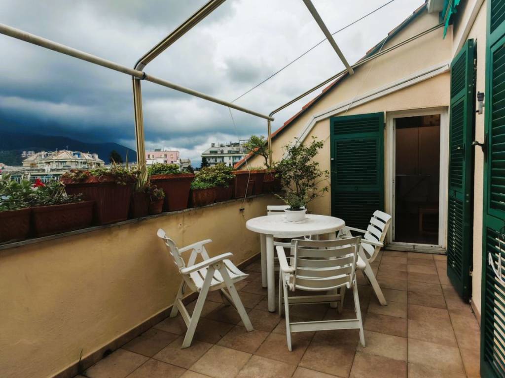 appartamento in vendita a Genova in zona Albaro