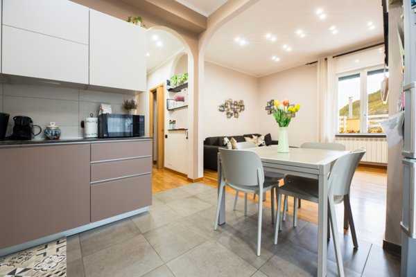 appartamento in vendita a Genova in zona Molassana