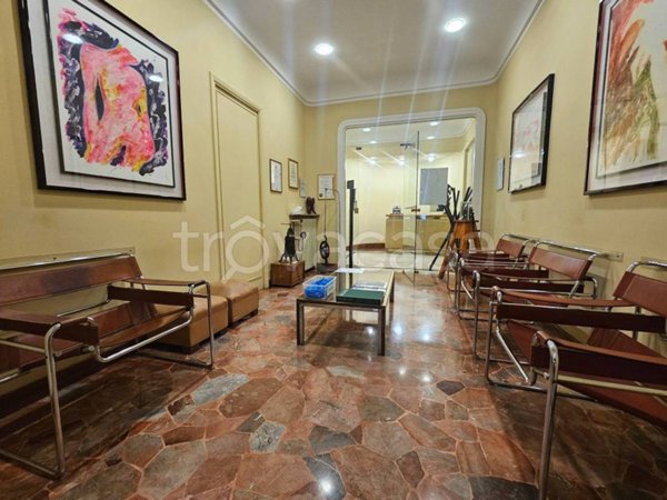 appartamento in vendita a Genova in zona Foce